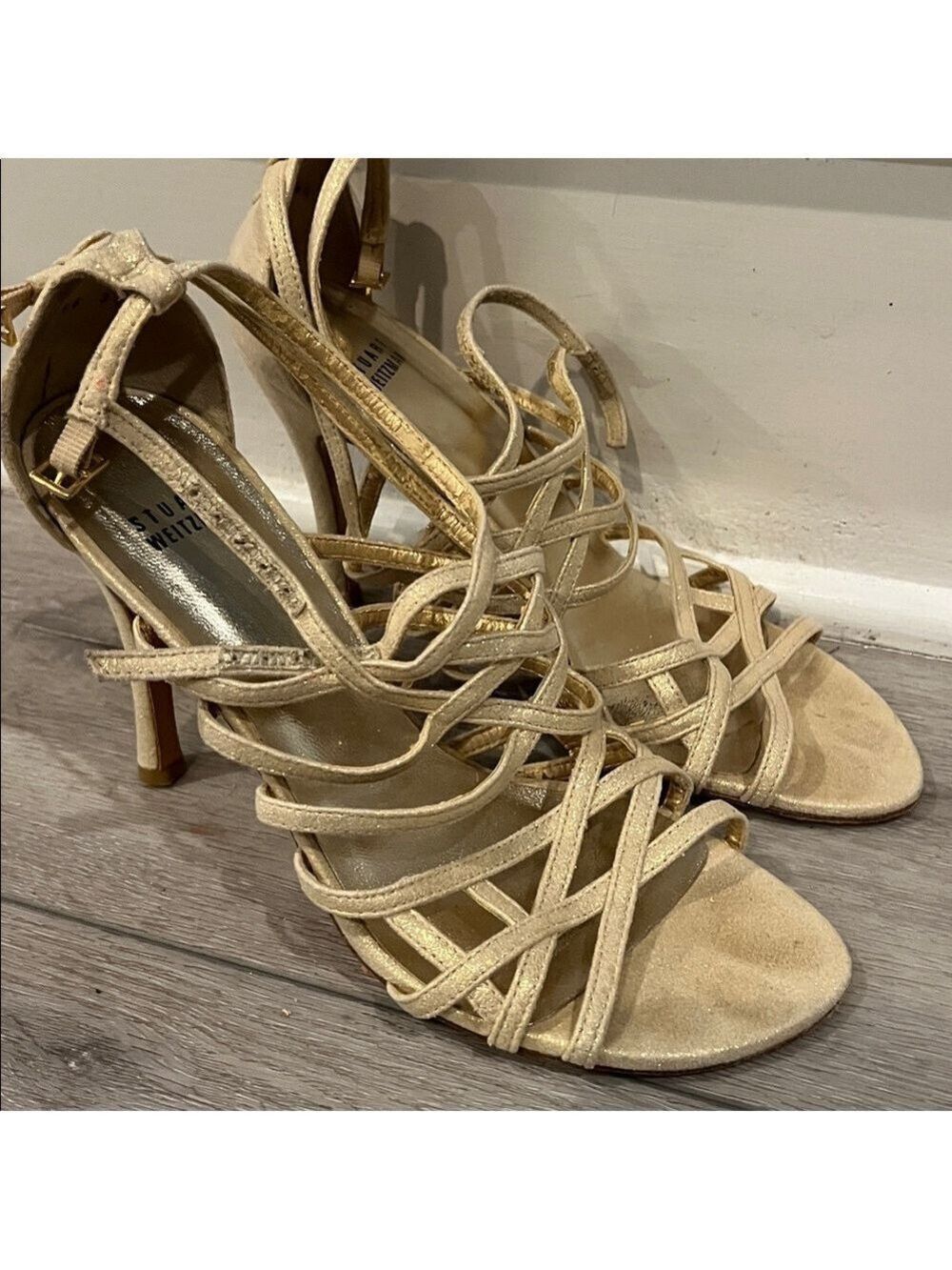 Stuart Weitzman Women's gold metallic cage style Strappy Heels size 8.5